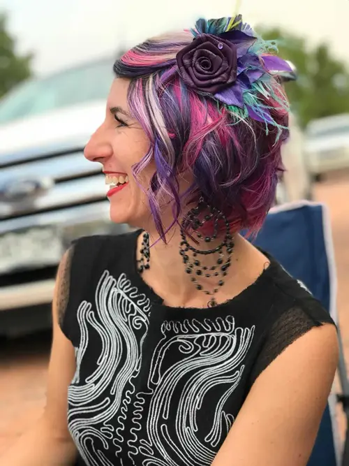 Hair Extensions photo, Denver Colorado. Incredible the amount of dimension in color with this fashio(..)