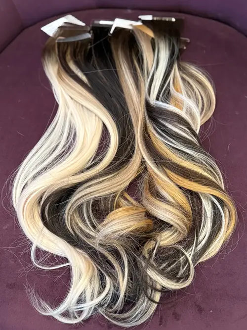 And for her Extensions. These pre-colored seamless/invisible tape-ins, can we put in any formation i(..)