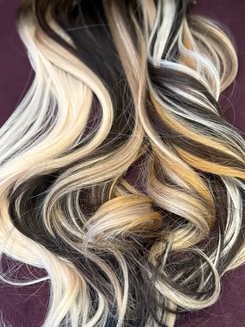 Denver Hair Extensions. Are you looking for bright bolt shades these are just a few samples of what (..)