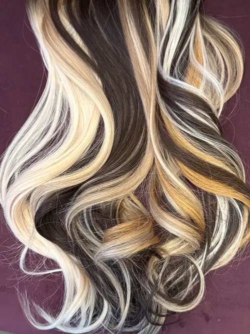 Denver Hair Extensions. This is just one example of mini color melts or blends you can do on adding (..)